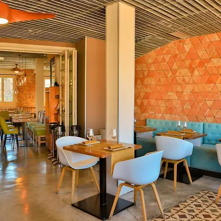 Hotel Alcazaba Premium 2*