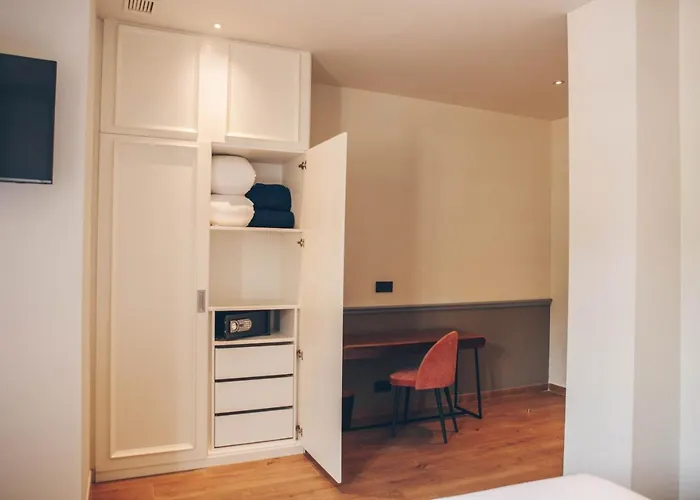 Ξενοδοχείο Alcazaba Premium