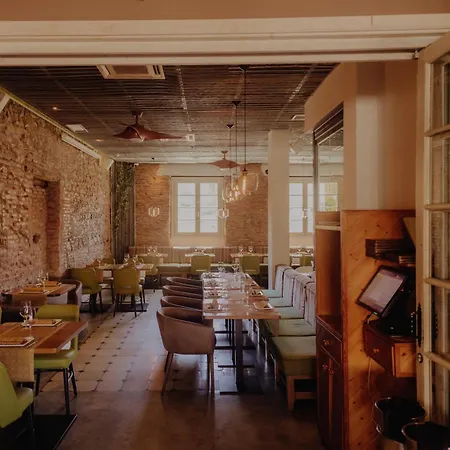 Alcazaba Premium Hotel